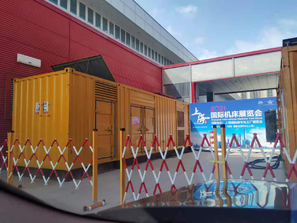 禅城发电车出租-发电机无电压或电压太低怎么办？
